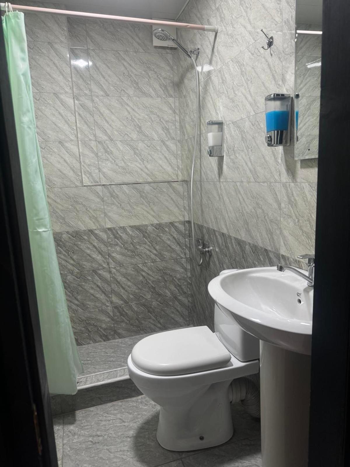 Hotel Skib Tbilisi Exterior photo