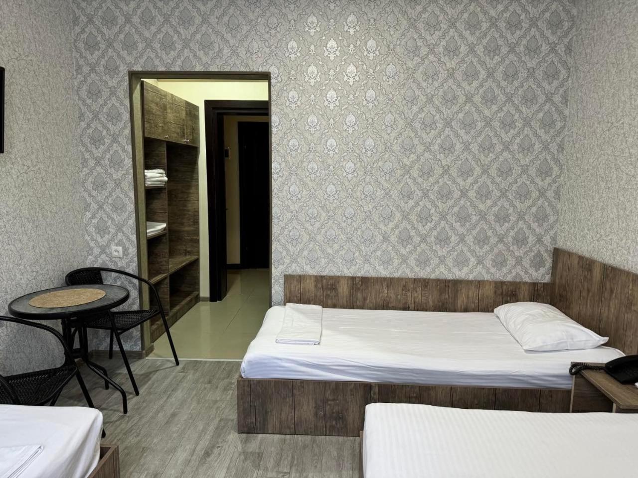 Hotel Skib Tbilisi Exterior photo